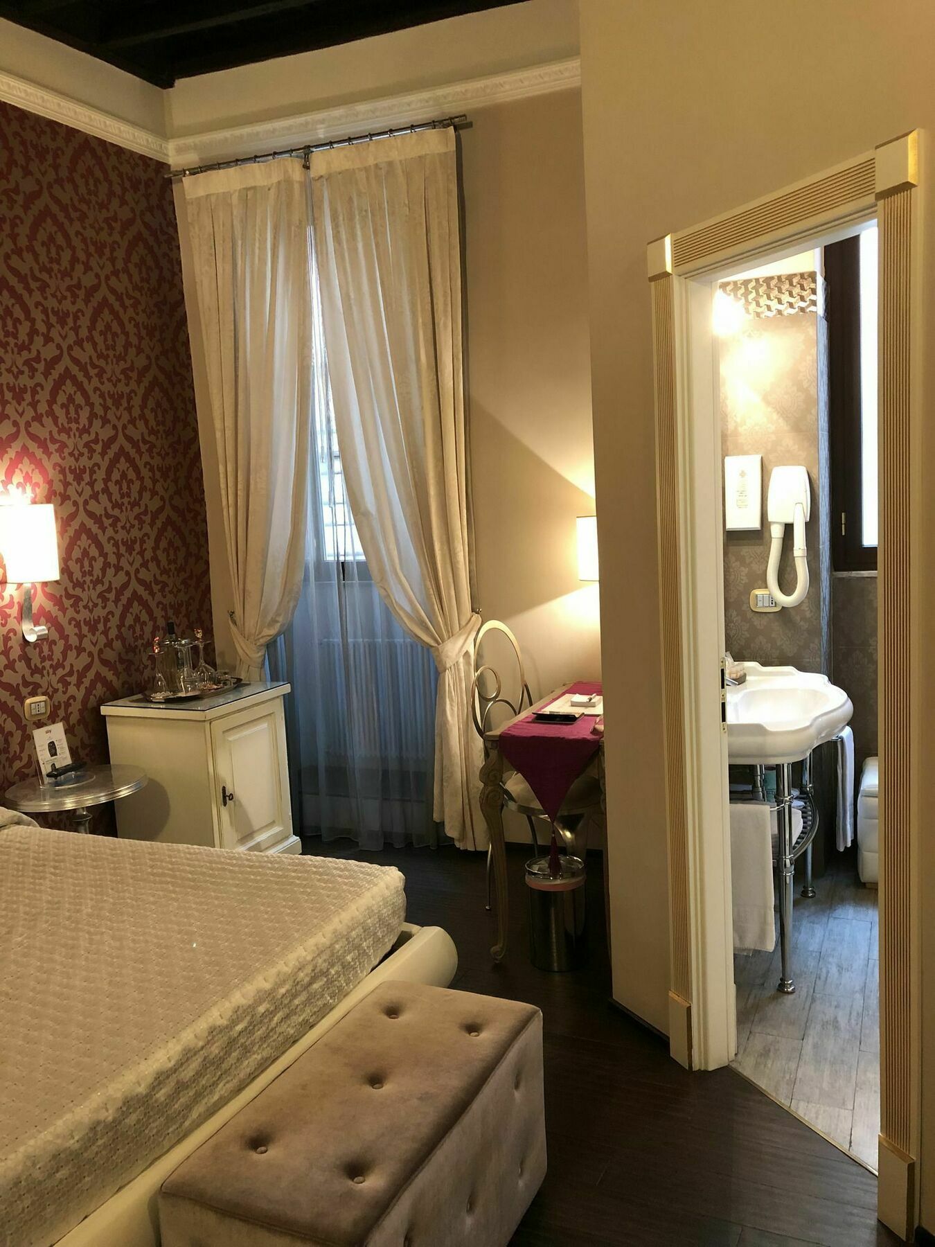 Del Sole-roma Piazza Di Spagna Ripetta Gasthof Rom